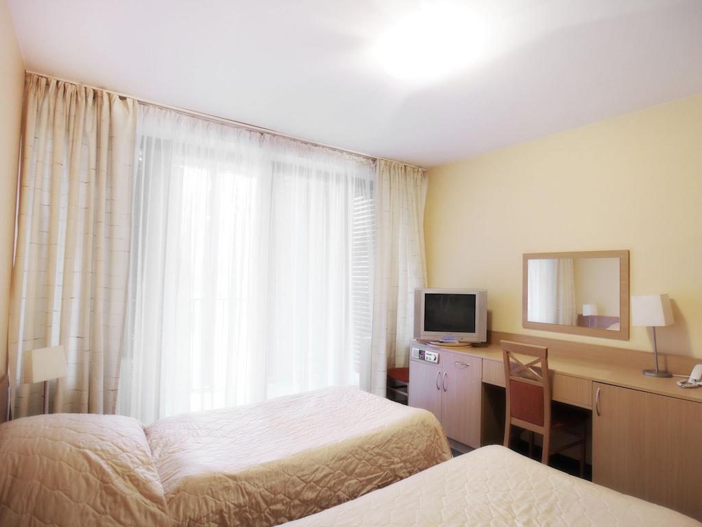 Apartamenty Jesienna Rezydencja Nałęczów Rum bild